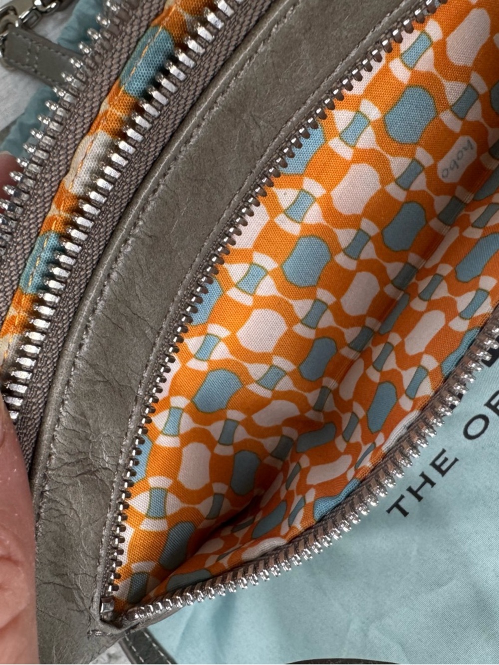HOBO Grey Pouch Lined Crossbody w/ Dust Bag - Picture 3 of 9